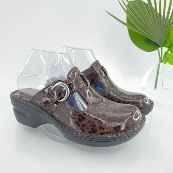 Born BOC Women's Polly Mule Size 7 Wedge Heel Platform Clog Brown Patent Slip On - Picture 1 of 14